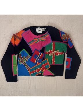 Michael Simon Women's Sweater Size M Colorful Gifts Christmas Distressed Petites